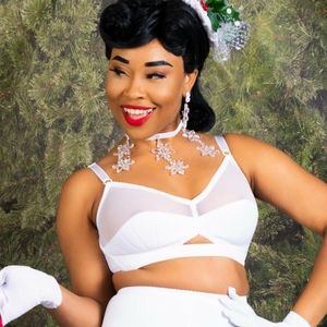 What Katie Did Liz bra 34F